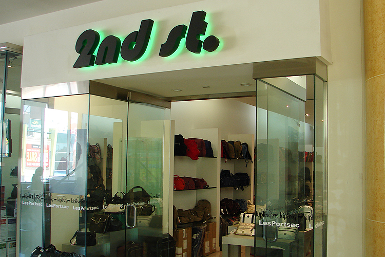 #223 2nd St.